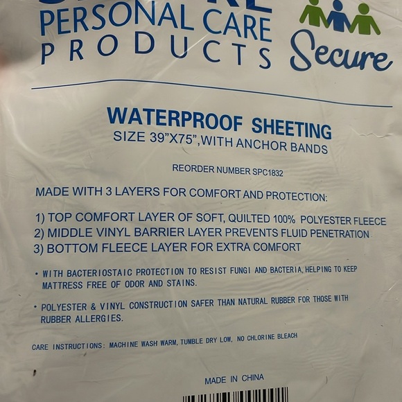 NWT Twin Size Waterproof Mattress Protector 39”X75” With Anchor Bands - Picture 4 of 4